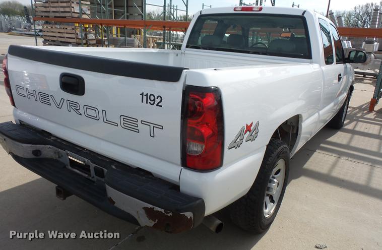 image for item DA3818 2006 Chevrolet Silverado 1500 Ext. Cab pickup truck