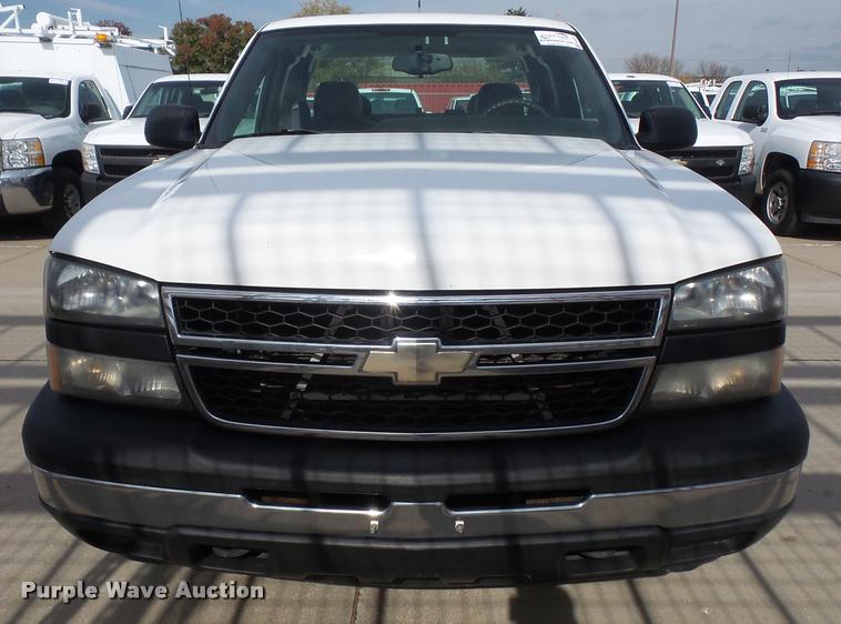 image for item DA3818 2006 Chevrolet Silverado 1500 Ext. Cab pickup truck