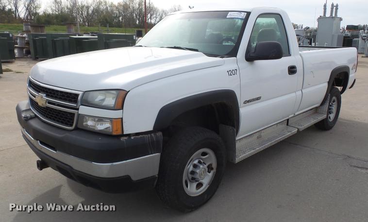 image for item DA3821 2006 Chevrolet Silverado 2500HD pickup truck