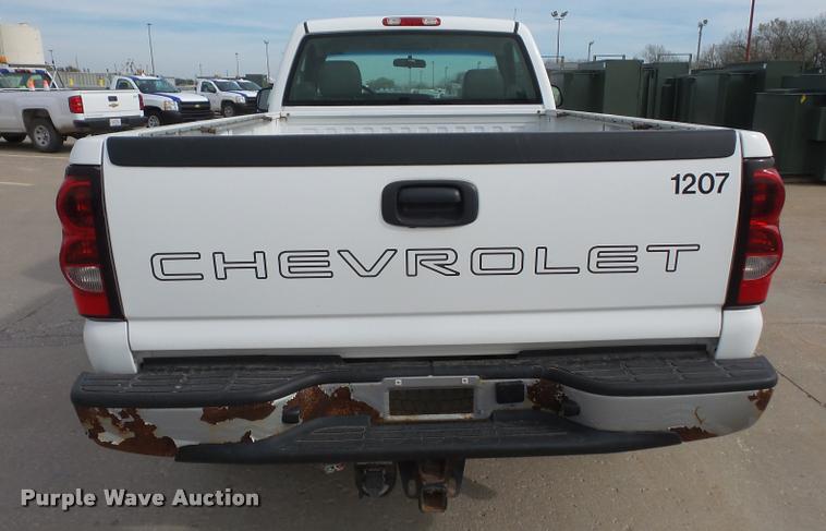 image for item DA3821 2006 Chevrolet Silverado 2500HD pickup truck