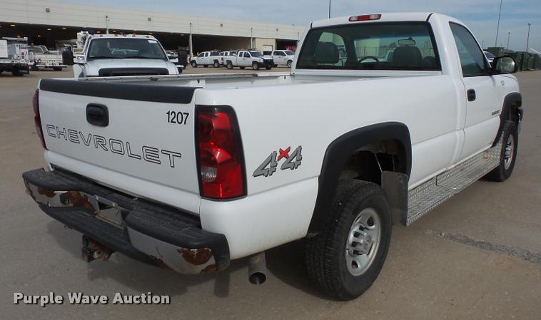 image for item DA3821 2006 Chevrolet Silverado 2500HD pickup truck