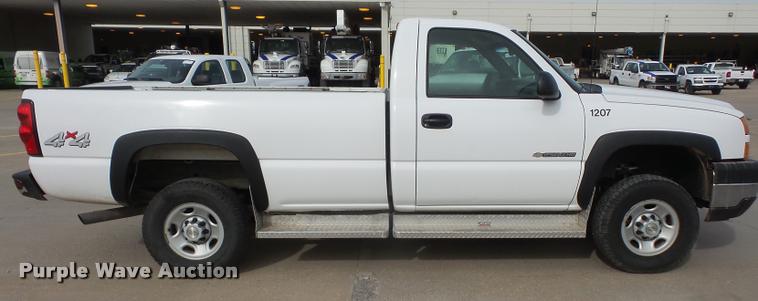 image for item DA3821 2006 Chevrolet Silverado 2500HD pickup truck