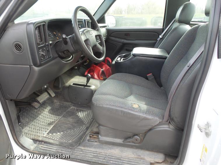 image for item DA3821 2006 Chevrolet Silverado 2500HD pickup truck