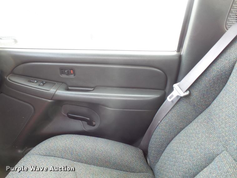 image for item DA3821 2006 Chevrolet Silverado 2500HD pickup truck