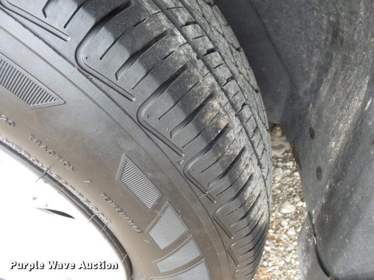 image for item DA3916 1996 Plymouth Voyager van