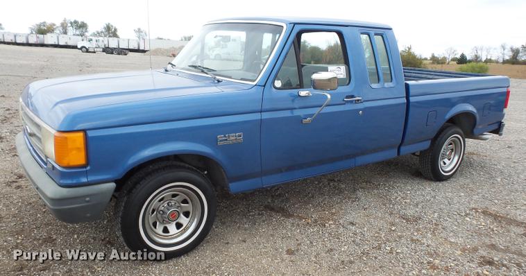 image for item DA3918 1989 Ford F150 SuperCab pickup truck