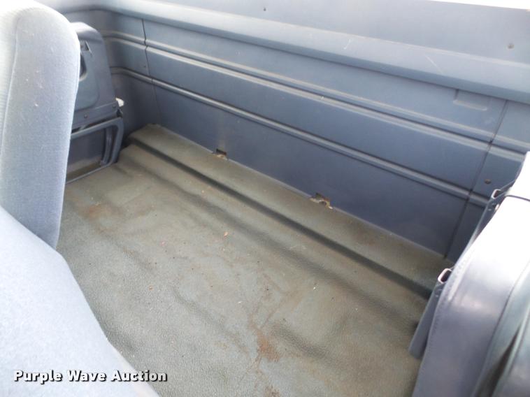 image for item DA3918 1989 Ford F150 SuperCab pickup truck