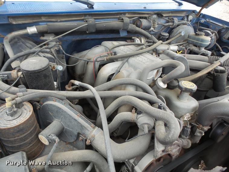 image for item DA3918 1989 Ford F150 SuperCab pickup truck