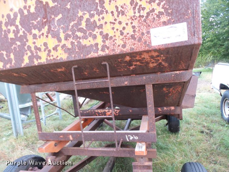 image for item DA4257 Gravity wagon