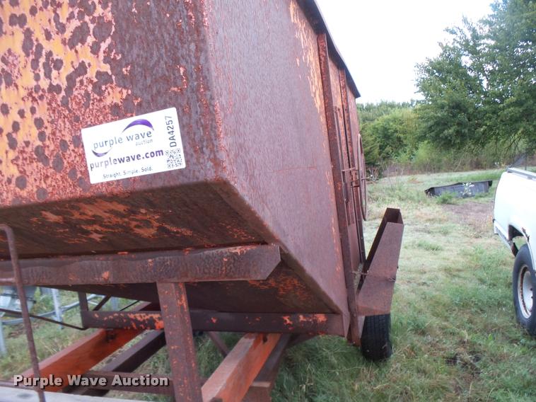 image for item DA4257 Gravity wagon