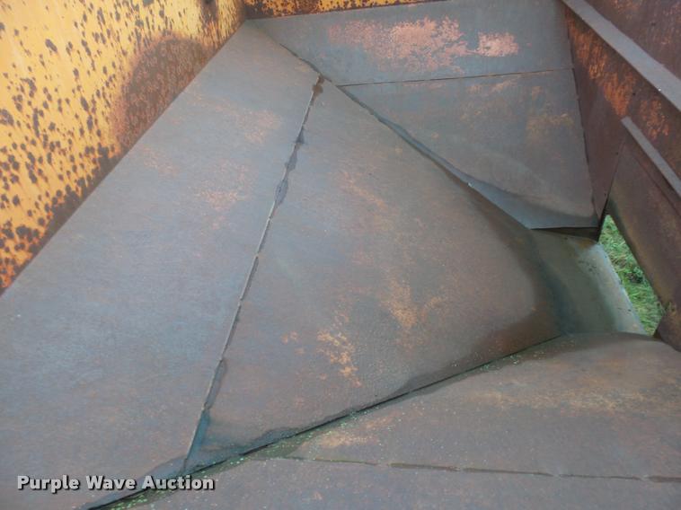 image for item DA4257 Gravity wagon