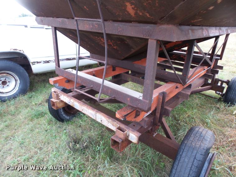 image for item DA4257 Gravity wagon