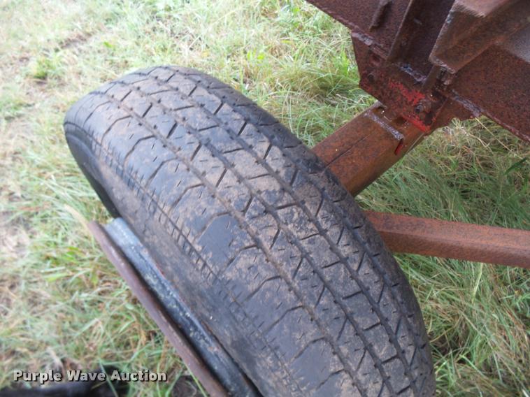 image for item DA4257 Gravity wagon