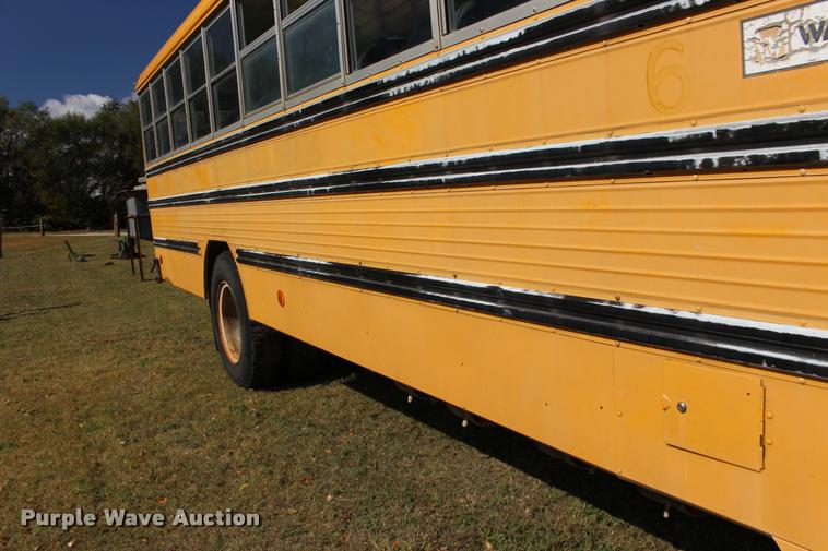 image for item DA4277 1986 Chevrolet C60 bus