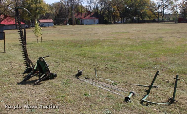 image for item DA4279 John Deere 39 sickle mower