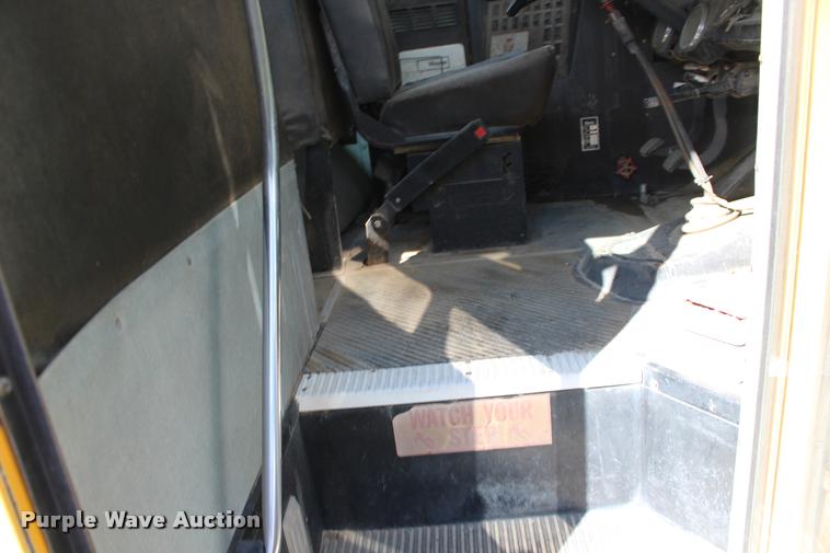 image for item DA4280 1988 Chevrolet C60 bus