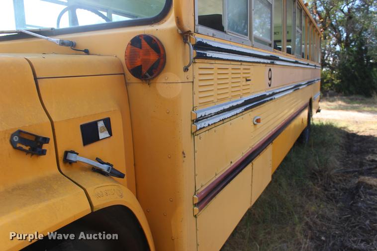 image for item DA4280 1988 Chevrolet C60 bus