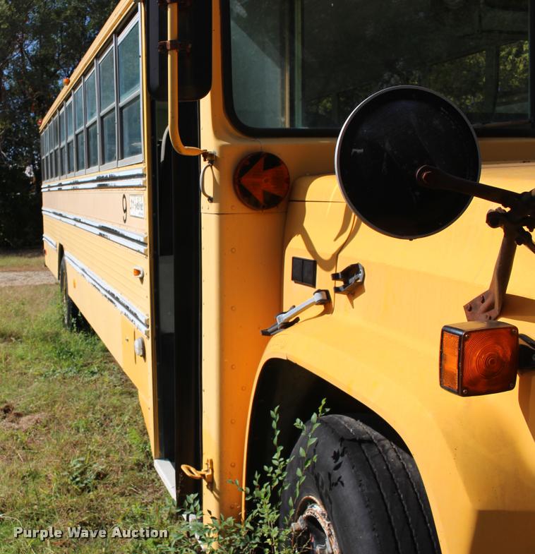 image for item DA4280 1988 Chevrolet C60 bus