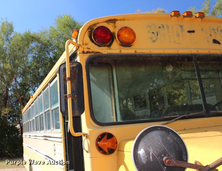 image for item DA4280 1988 Chevrolet C60 bus