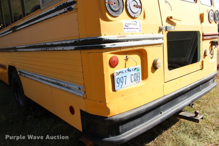 image for item DA4280 1988 Chevrolet C60 bus