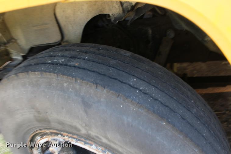 image for item DA4280 1988 Chevrolet C60 bus