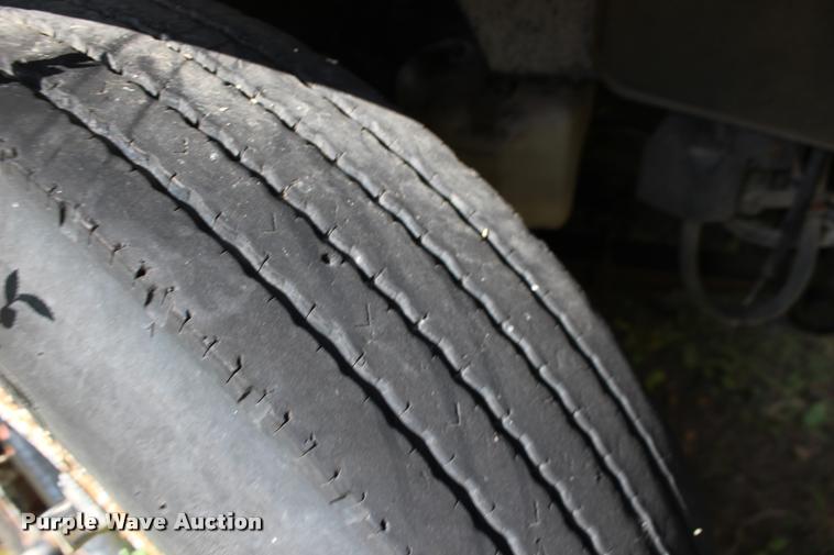 image for item DA4280 1988 Chevrolet C60 bus