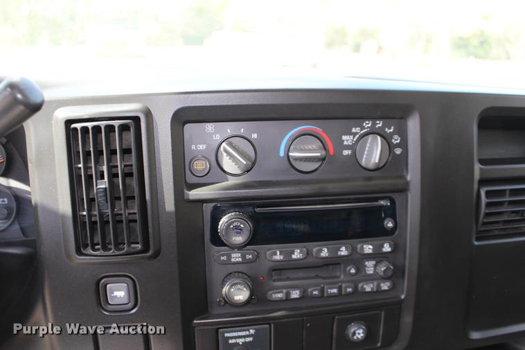 image for item DA4281 2005 Chevrolet Express 3500 van