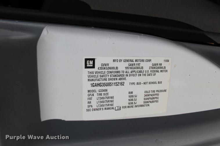 image for item DA4281 2005 Chevrolet Express 3500 van