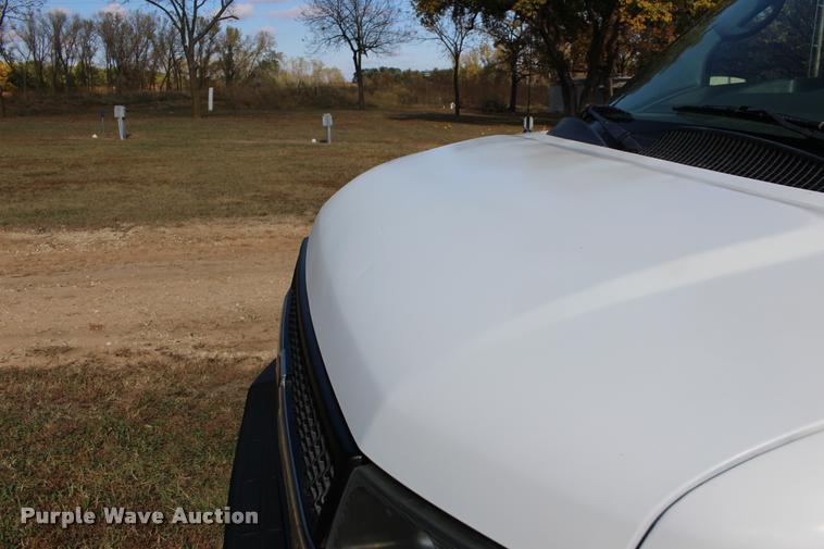 image for item DA4281 2005 Chevrolet Express 3500 van