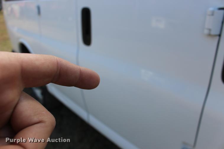 image for item DA4281 2005 Chevrolet Express 3500 van