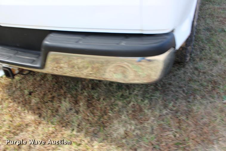 image for item DA4281 2005 Chevrolet Express 3500 van