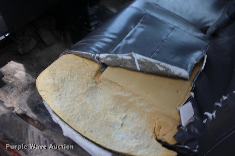 image for item DA4283 2004 Ford F150 XL pickup truck