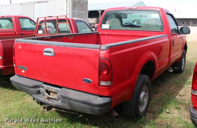 image for item DA4284 2006 Ford F250 Super Duty pickup truck
