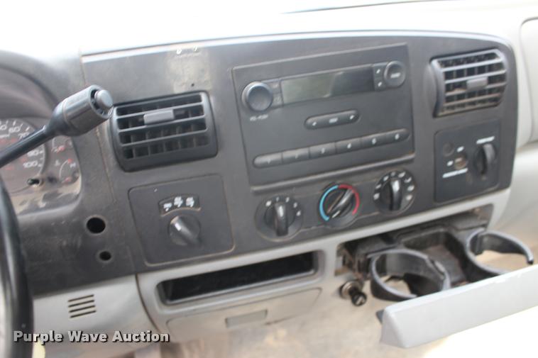 image for item DA4284 2006 Ford F250 Super Duty pickup truck