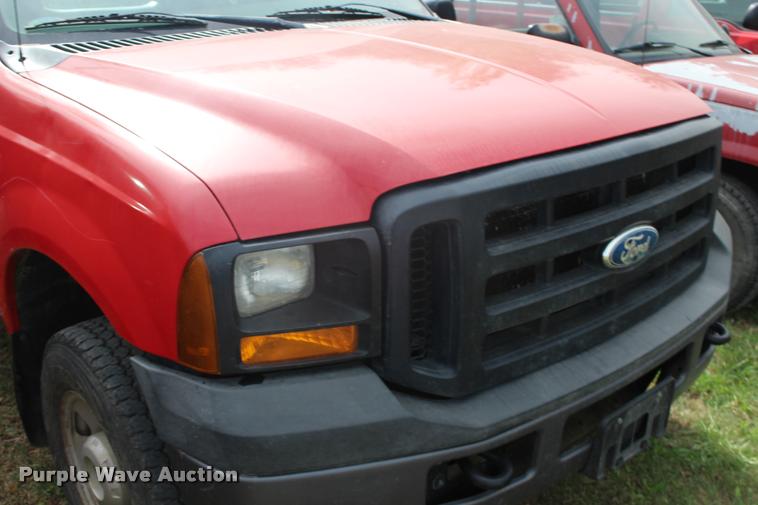 image for item DA4284 2006 Ford F250 Super Duty pickup truck