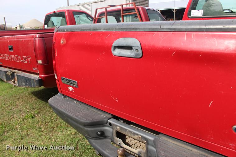 image for item DA4284 2006 Ford F250 Super Duty pickup truck