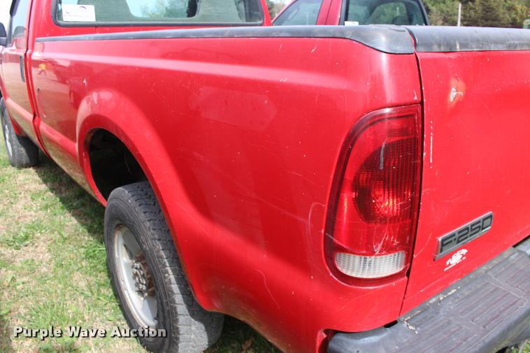 image for item DA4284 2006 Ford F250 Super Duty pickup truck
