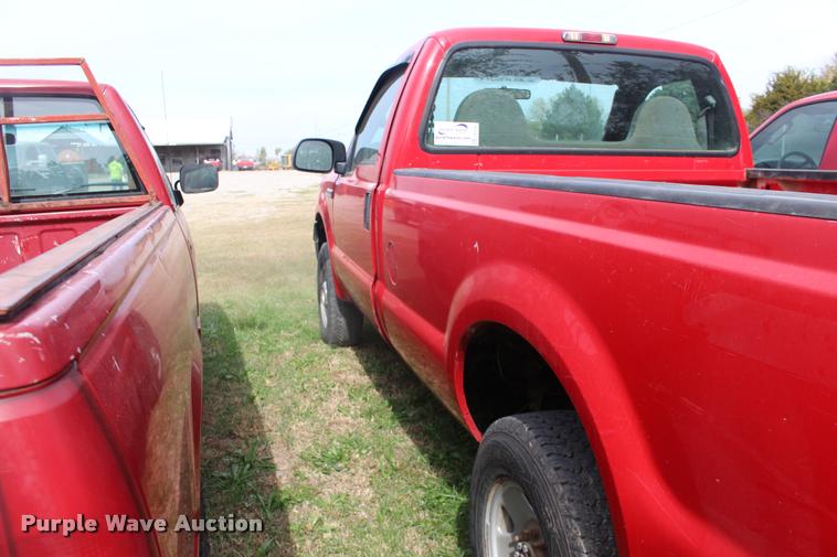 image for item DA4284 2006 Ford F250 Super Duty pickup truck