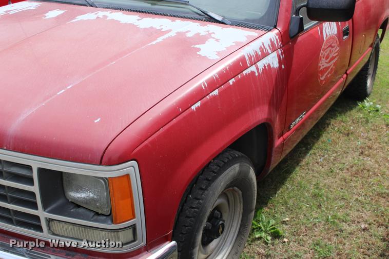 image for item DA4285 1991 Chevrolet 1500 pickup truck