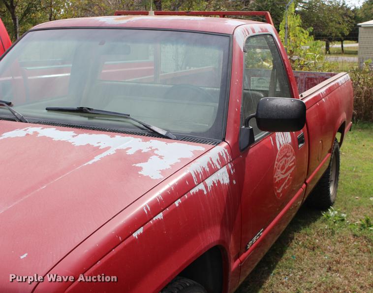 image for item DA4285 1991 Chevrolet 1500 pickup truck