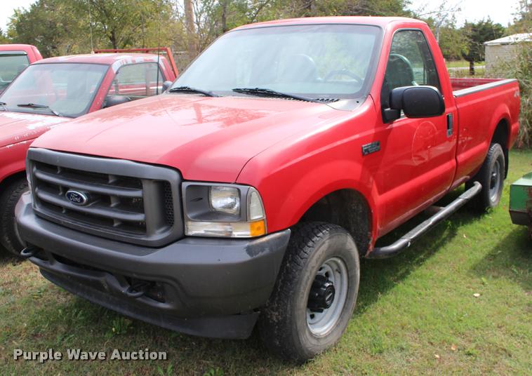 image for item DA4286 2003 Ford F250 Super Duty XL pickup truck