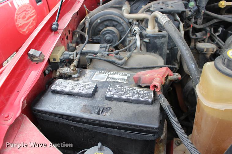 image for item DA4286 2003 Ford F250 Super Duty XL pickup truck