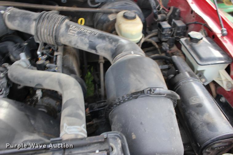 image for item DA4286 2003 Ford F250 Super Duty XL pickup truck