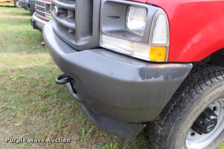 image for item DA4286 2003 Ford F250 Super Duty XL pickup truck