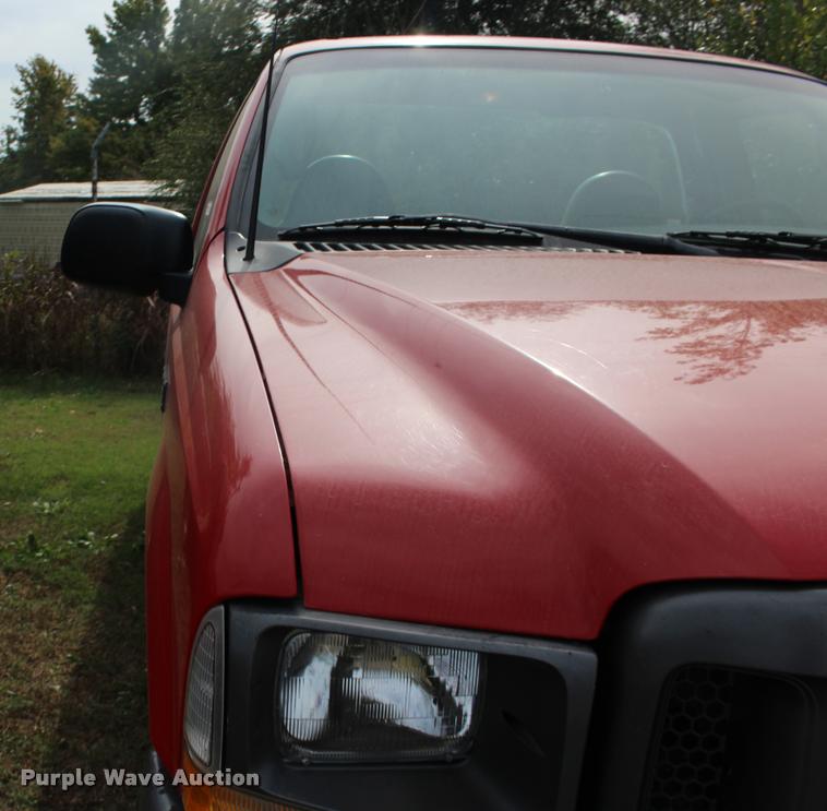 image for item DA4286 2003 Ford F250 Super Duty XL pickup truck