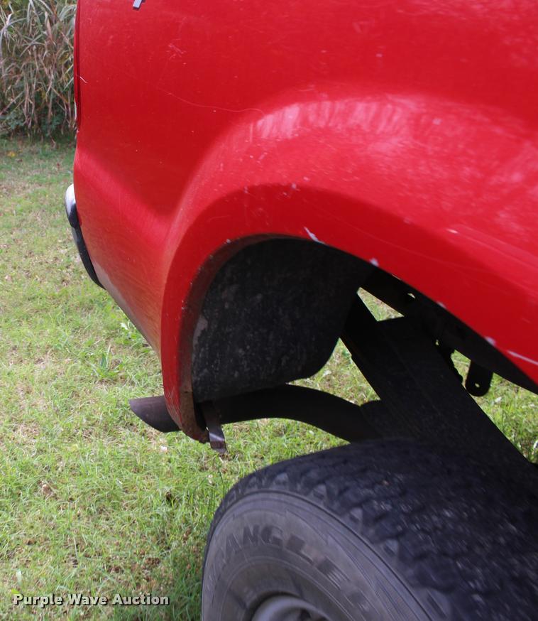 image for item DA4286 2003 Ford F250 Super Duty XL pickup truck