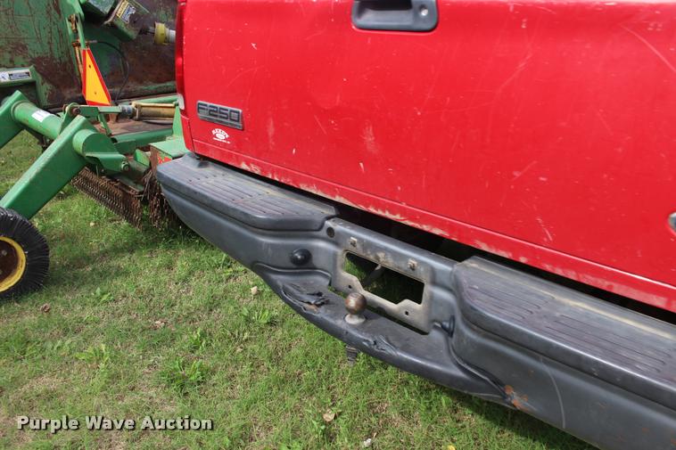 image for item DA4286 2003 Ford F250 Super Duty XL pickup truck