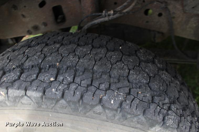 image for item DA4286 2003 Ford F250 Super Duty XL pickup truck