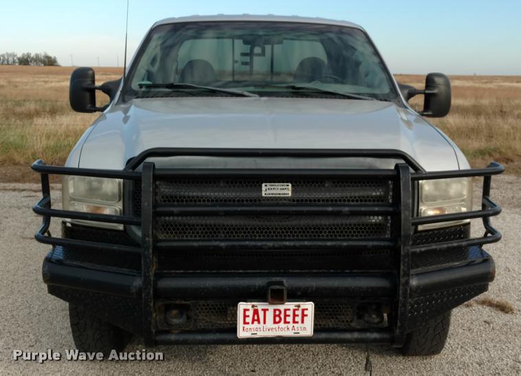 image for item DA4347 1999 Ford F350 Super Duty pickup truck