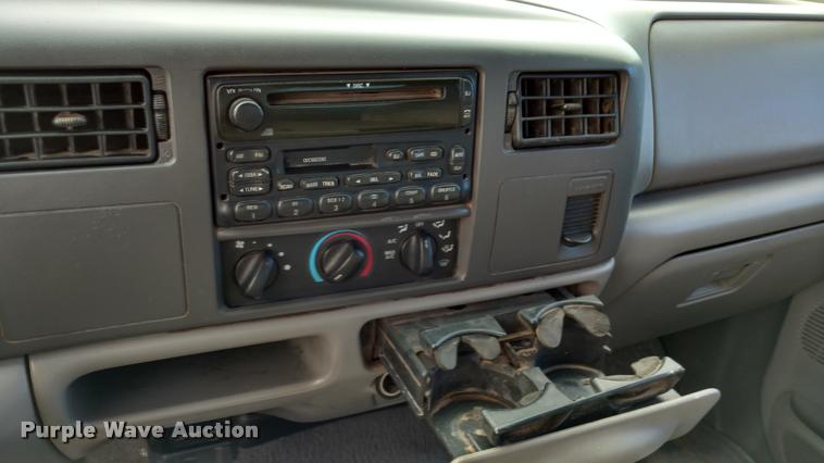 image for item DA4347 1999 Ford F350 Super Duty pickup truck